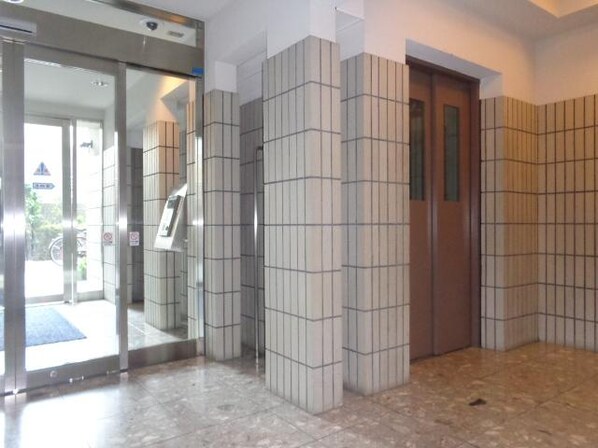 リヴィエルバーグ西大島の物件内観写真